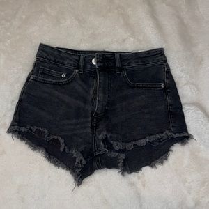 Black denim shorts, 4